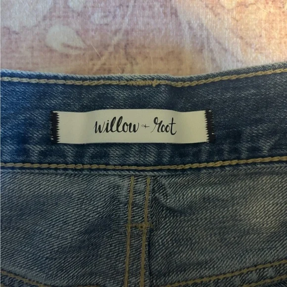 Women's Blue Straight Leg Jeans - Picture 3 of 4